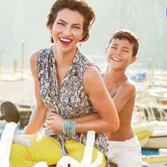 CAbi #5038 White/Blue Plaza Sleeveless Top - Picture 5 of 10